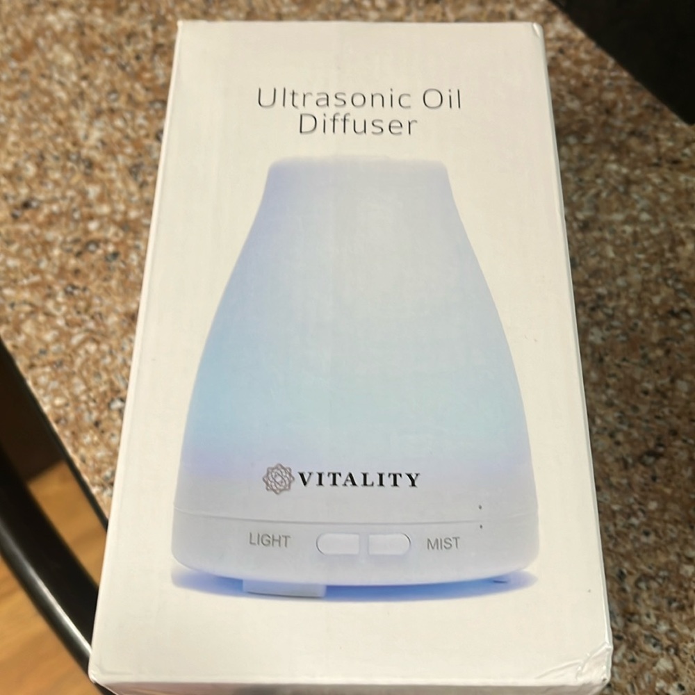 NWT Vitality Ultrasonic Oil Diffuser